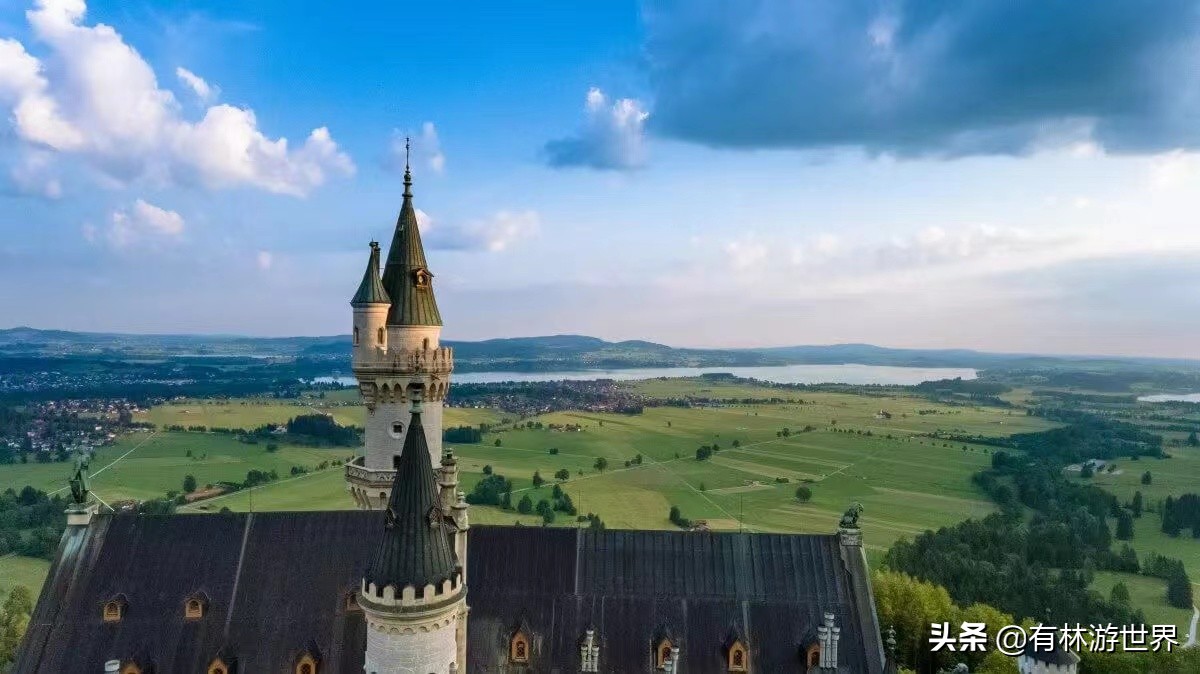 为啥报团旅游导游非要让购物,为什么导游注重自费项目