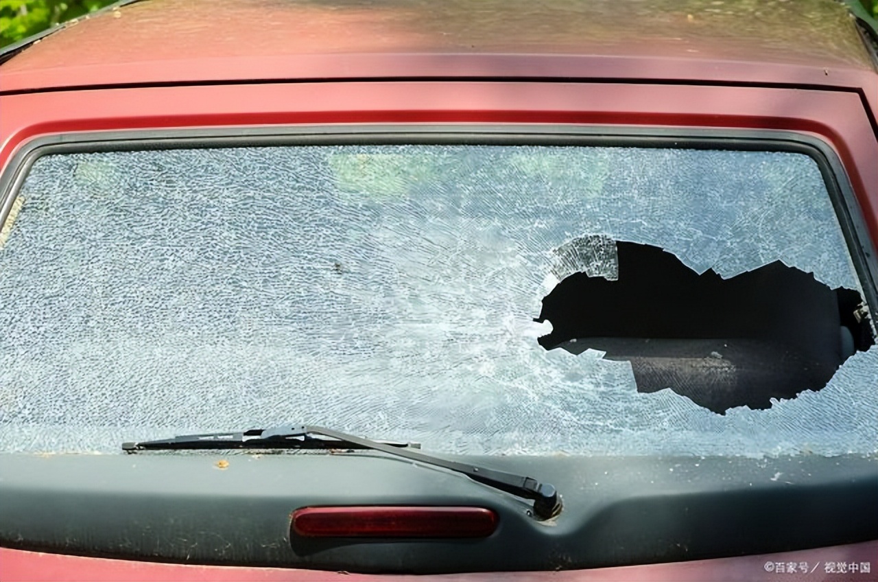 开车十年抓方向盘,车除雾不管用窗有雾怎么办