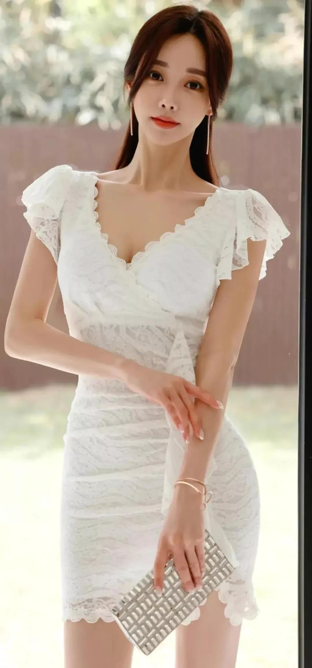 风情万种性感迷人韩国女模特孙允珠