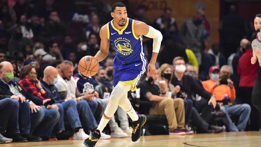 金州勇士张伯伦奥托波特受伤,张伯伦复活