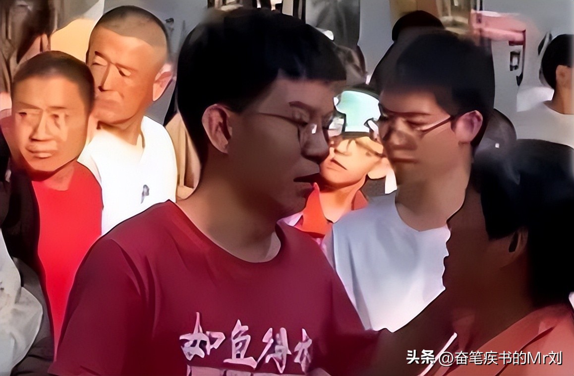 高考最美环卫工妈妈和两个儿子,高考最美环卫工妈妈儿子报考学校