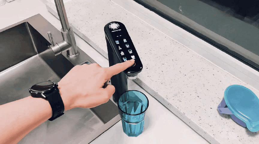 九阳热小净净水器最新款,九阳加热净水一体机r1和r3的区别