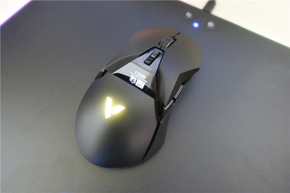 雷柏v10rgb无线充电鼠标垫拆解,雷柏v10rgb鼠标垫能充狗屁王吗