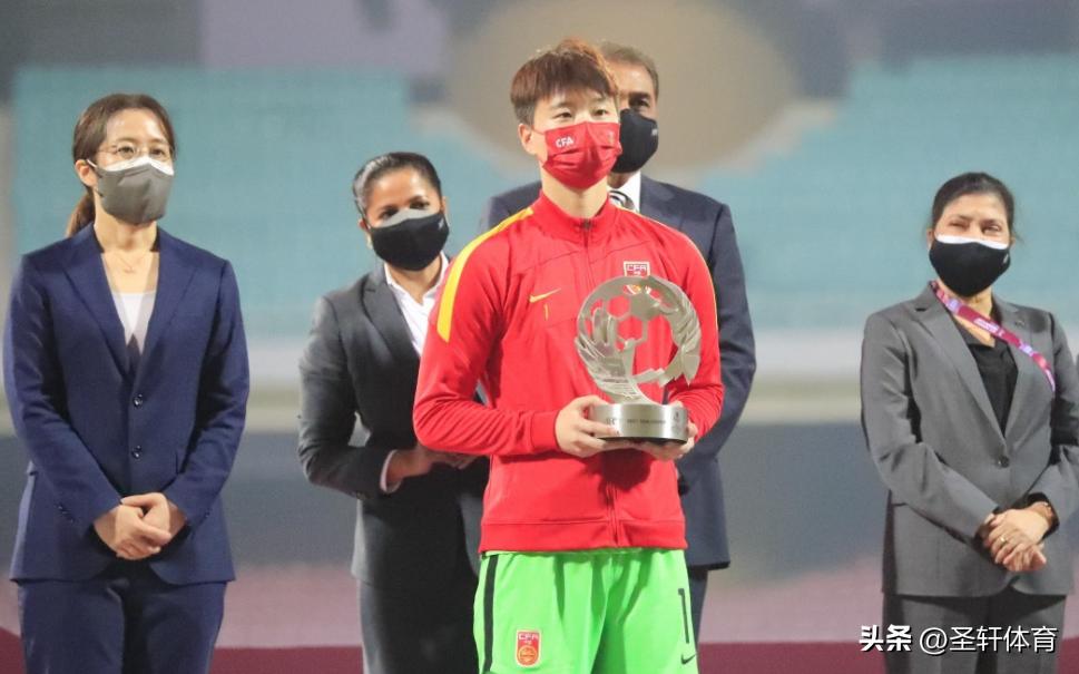 1-5！中国女足爆冷，水庆霞不败纪录告破，热身赛输给男足很正常