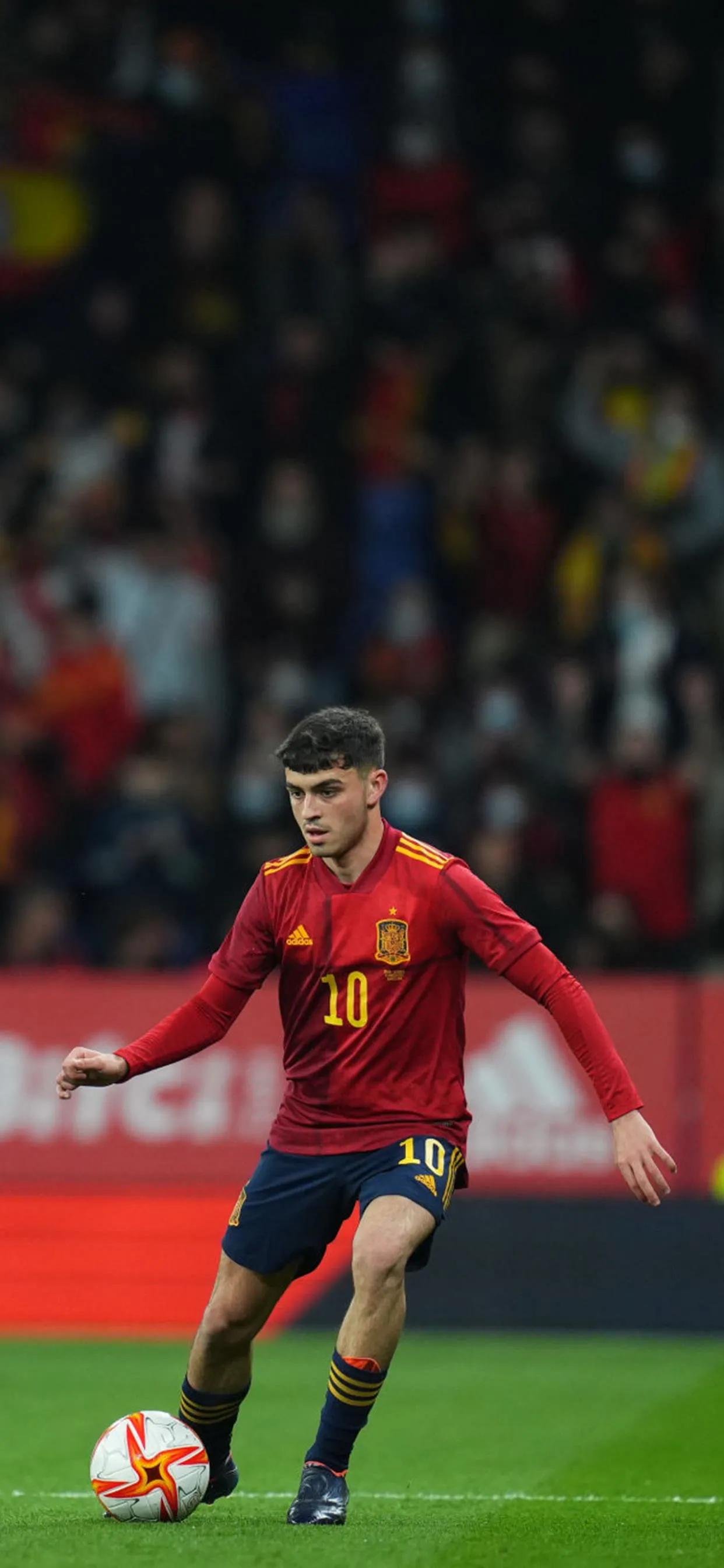 足球壁纸拼接多图,球星壁纸足球