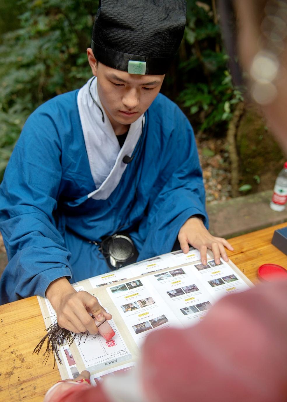 四季黄山旅游线路图最新版,齐云山旅游攻略自助游