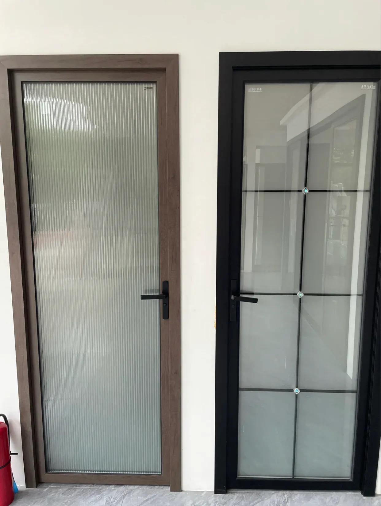 客卫门用实木门还是玻璃门,卫生间门是实木门还是铝合金门好