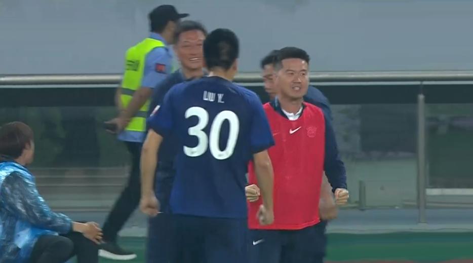 奇怪!中超“恒大二队”踢不出恒大霸气,媒体人:这是在做梦吗?