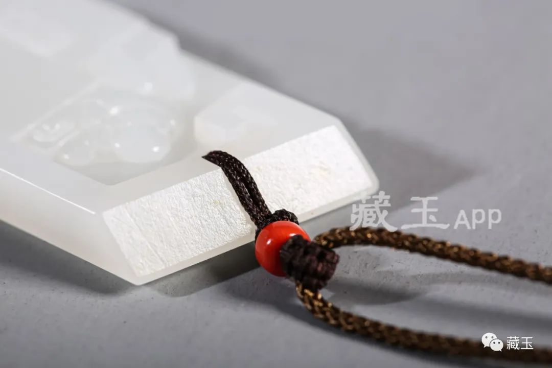 10万的玉买回来的还可以卖多少钱,10万块买的玉能卖多少