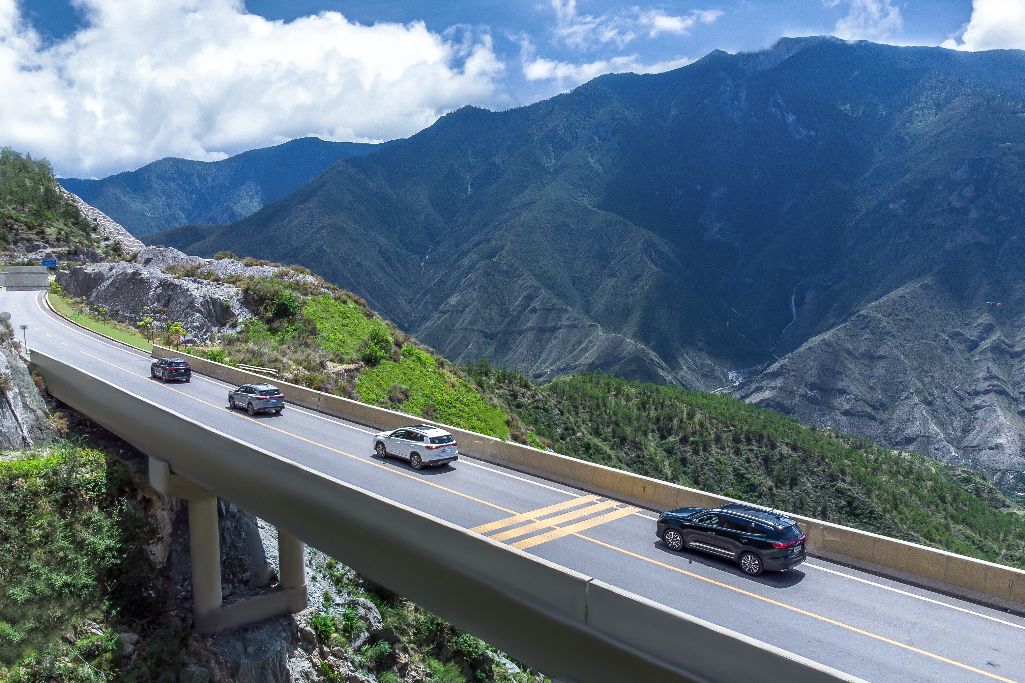 奇瑞瑞虎新车首保多少公里,奇瑞瑞虎新车国6车