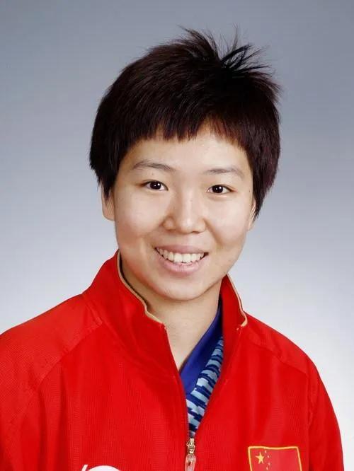 李晓霞郭跃孙颖莎,李晓霞的故事