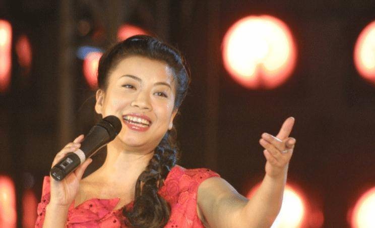 歌星张也吕继宏都是单身吗,歌唱家张也现实生活照片