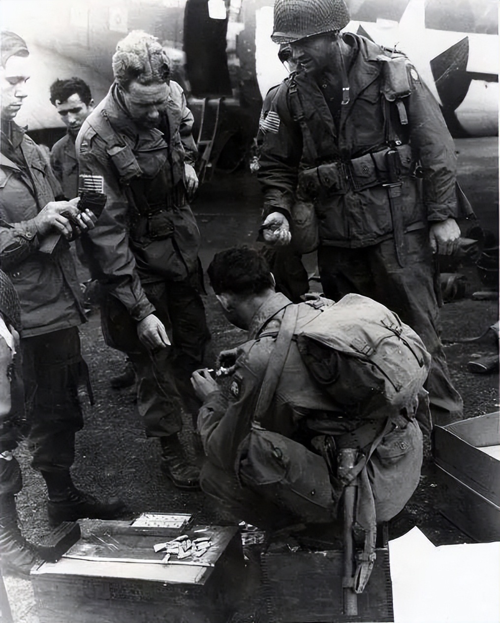 一杆烟枪，一杆步枪，一文详解美军百年吸毒史