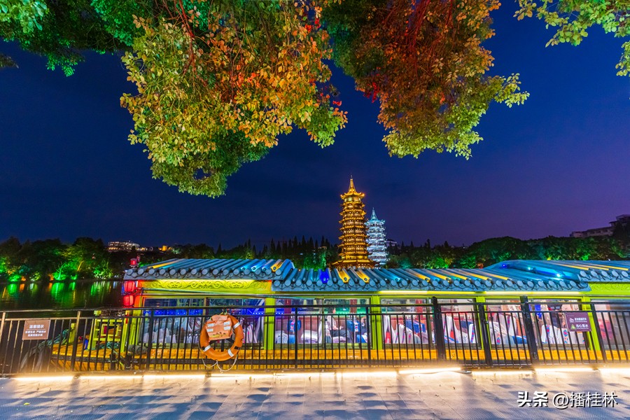 桂林两江四湖画舫游船,桂林景区画舫船
