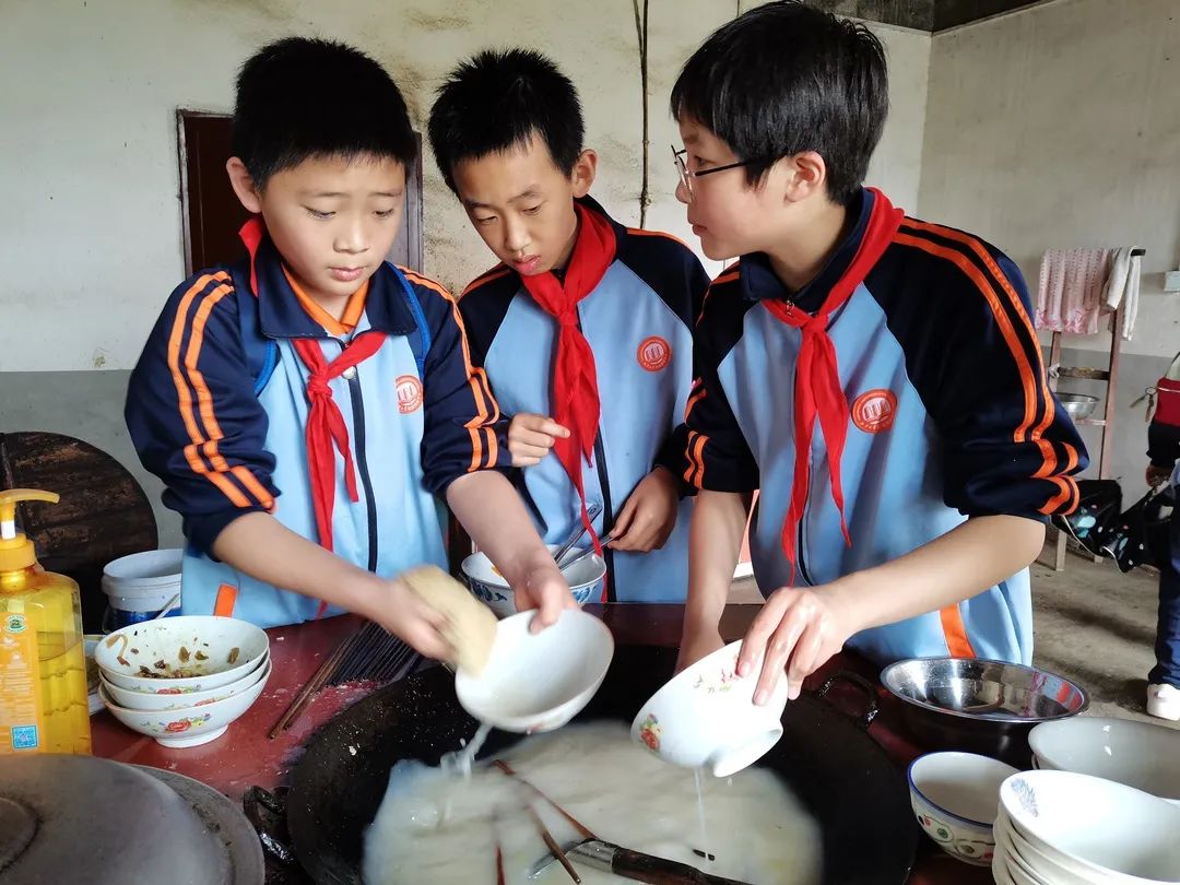 行走的课堂别样的六一,小学研学综合实践活动课程