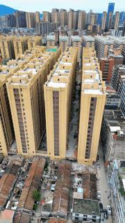 广东普宁一楼盘被质疑楼距过近,广东普宁楼挨楼