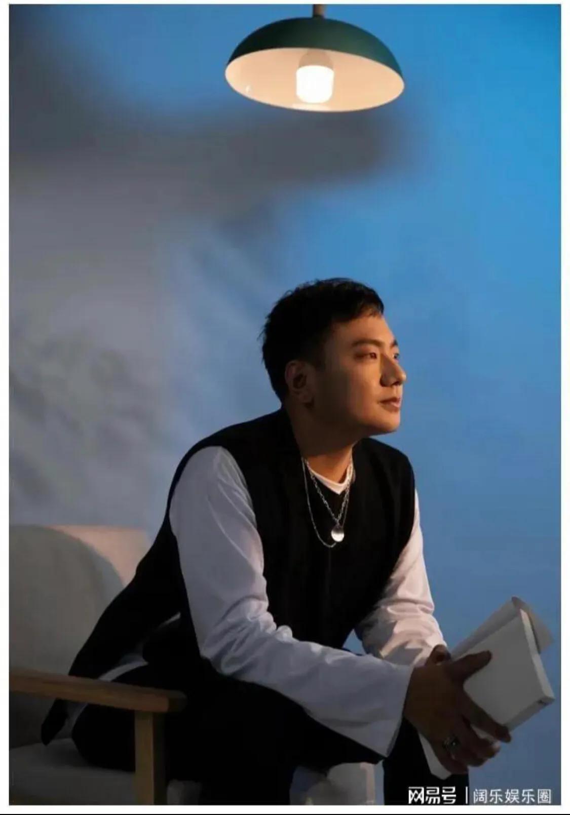 海来阿木15首伤感情歌歌词,海来阿木经典歌词