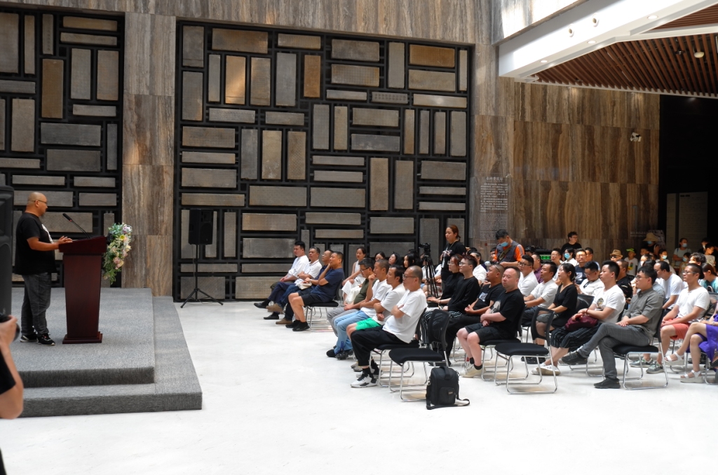 段初一个展西安开幕,以水墨方式回应时代之劫