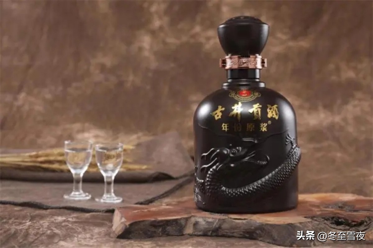 在酒桌上如何化解别人的劝酒,在酒桌上怎么化解别人的劝酒