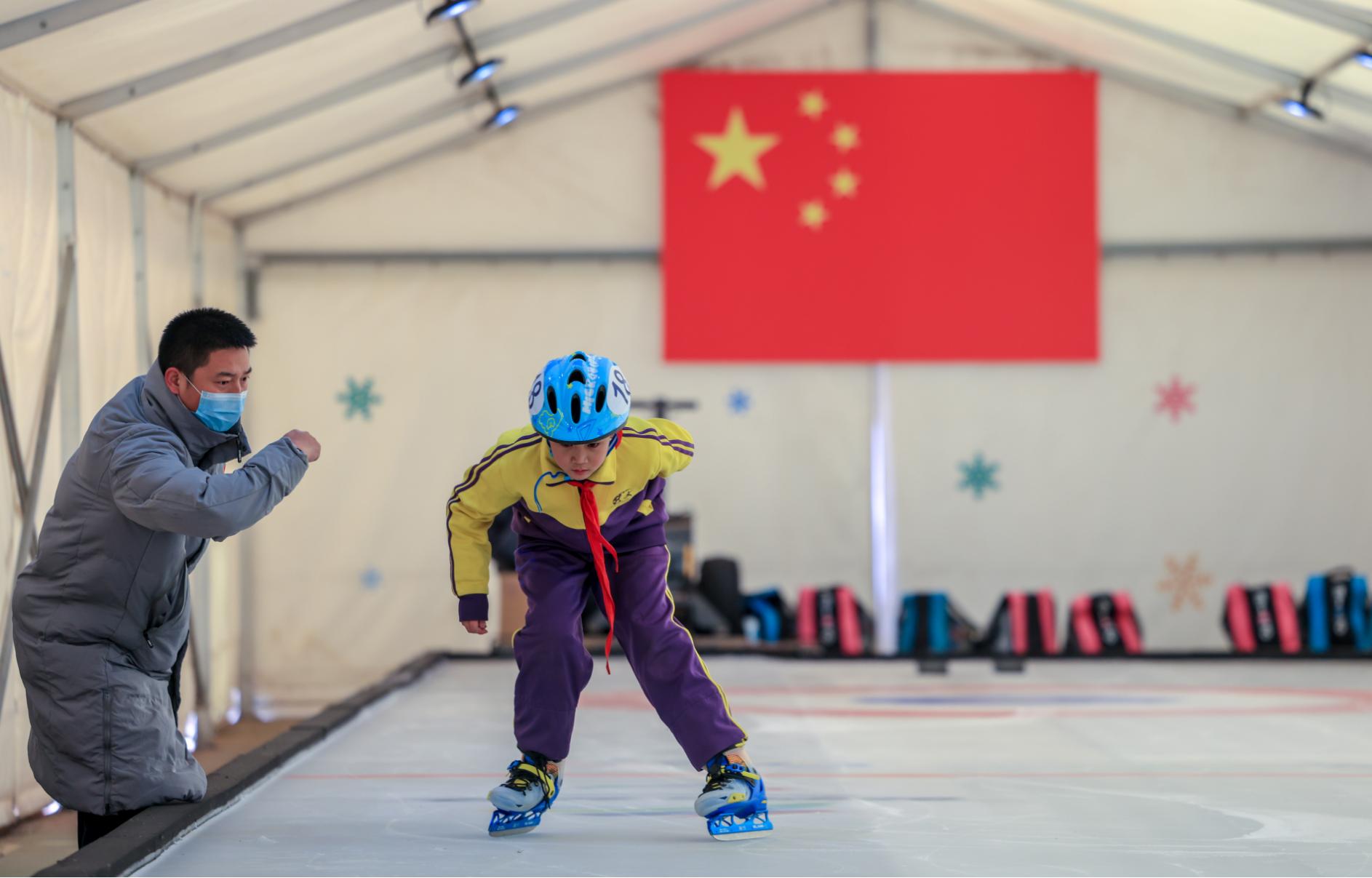 北京冰雪大学校园,全国唯一体教结合的冰雪学校