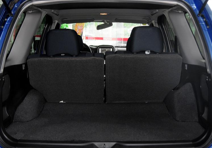 3.3帕拉丁的引擎,新款日产帕拉丁试驾亮相