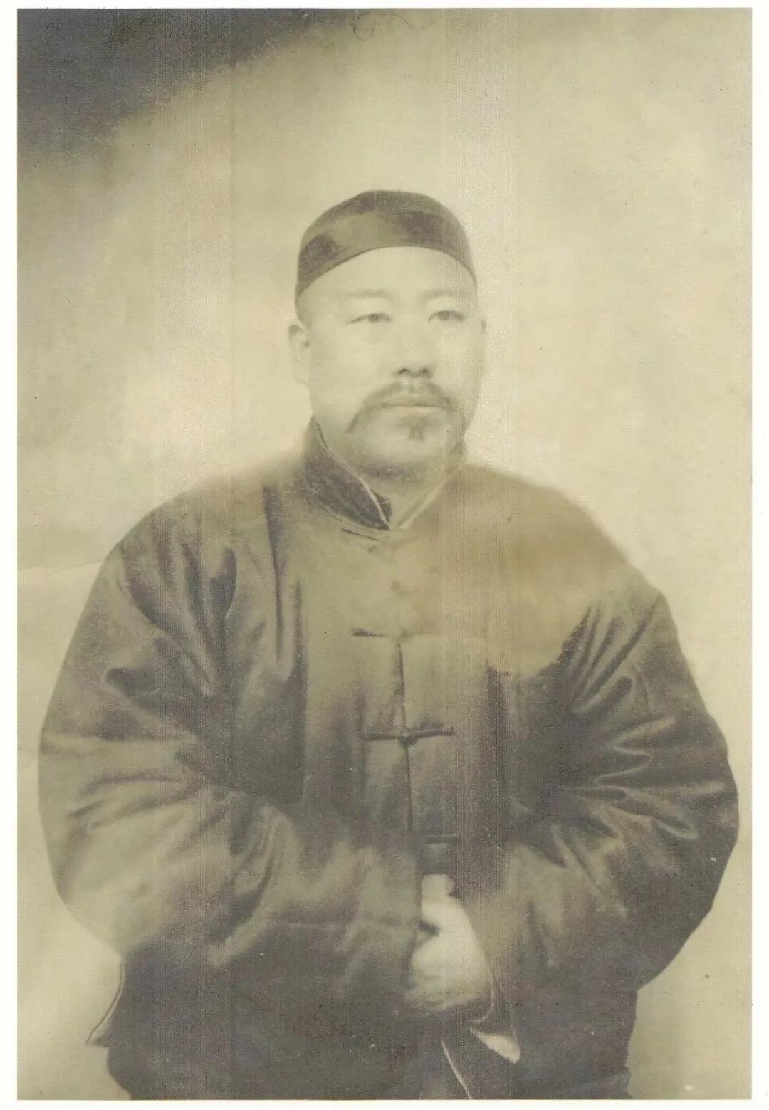 邠州新式教育奠基人李友梅评传