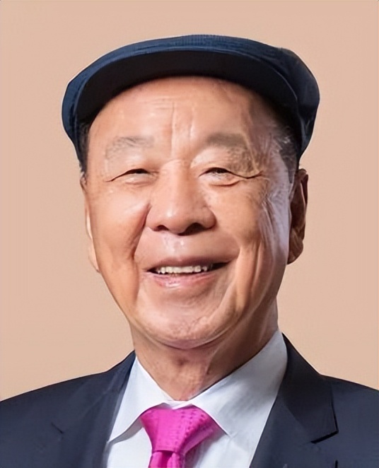 澳门赌王吕志和谈内地商人,澳门赌王吕志和评价李嘉诚