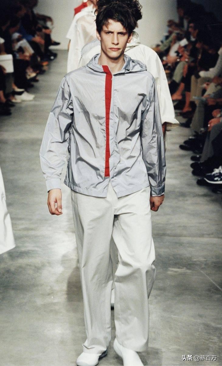 prada尼龙包值得买吗,prada尼龙包经典款