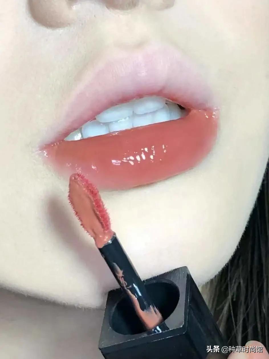 哪种口红涂得好看又不脱妆,日常涂什么口红好看