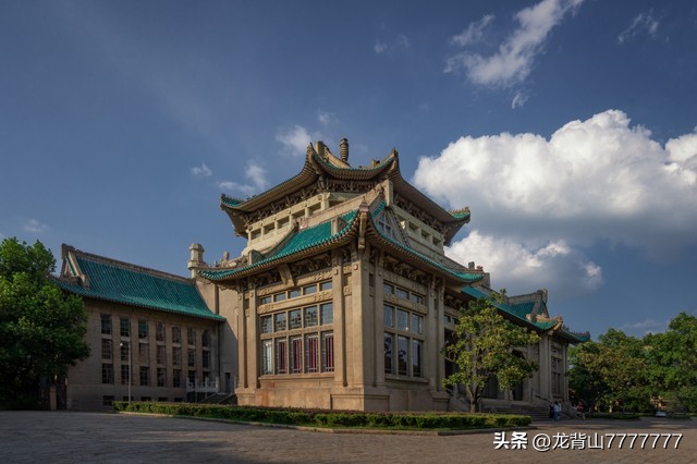中国最著名十所大学,中国人民解放军第二军医大学