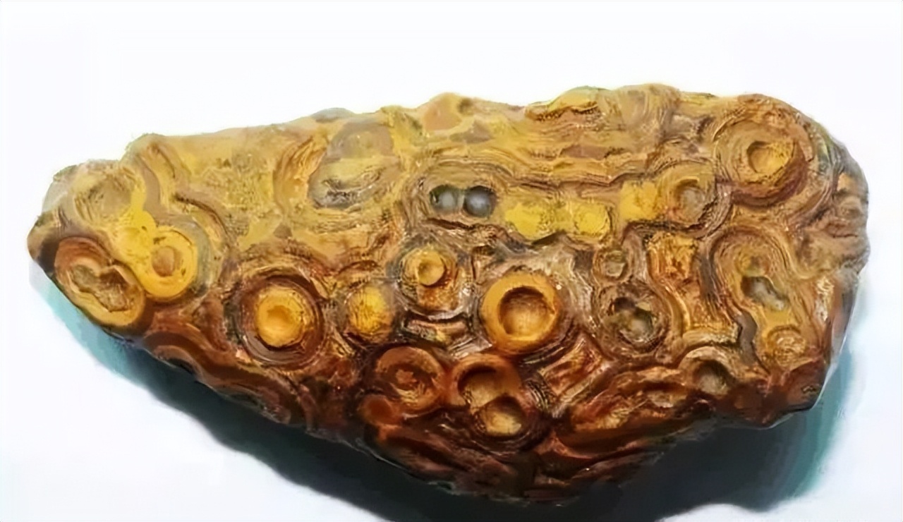 河边常见的石头有哪些,河边常见的石头有哪几种