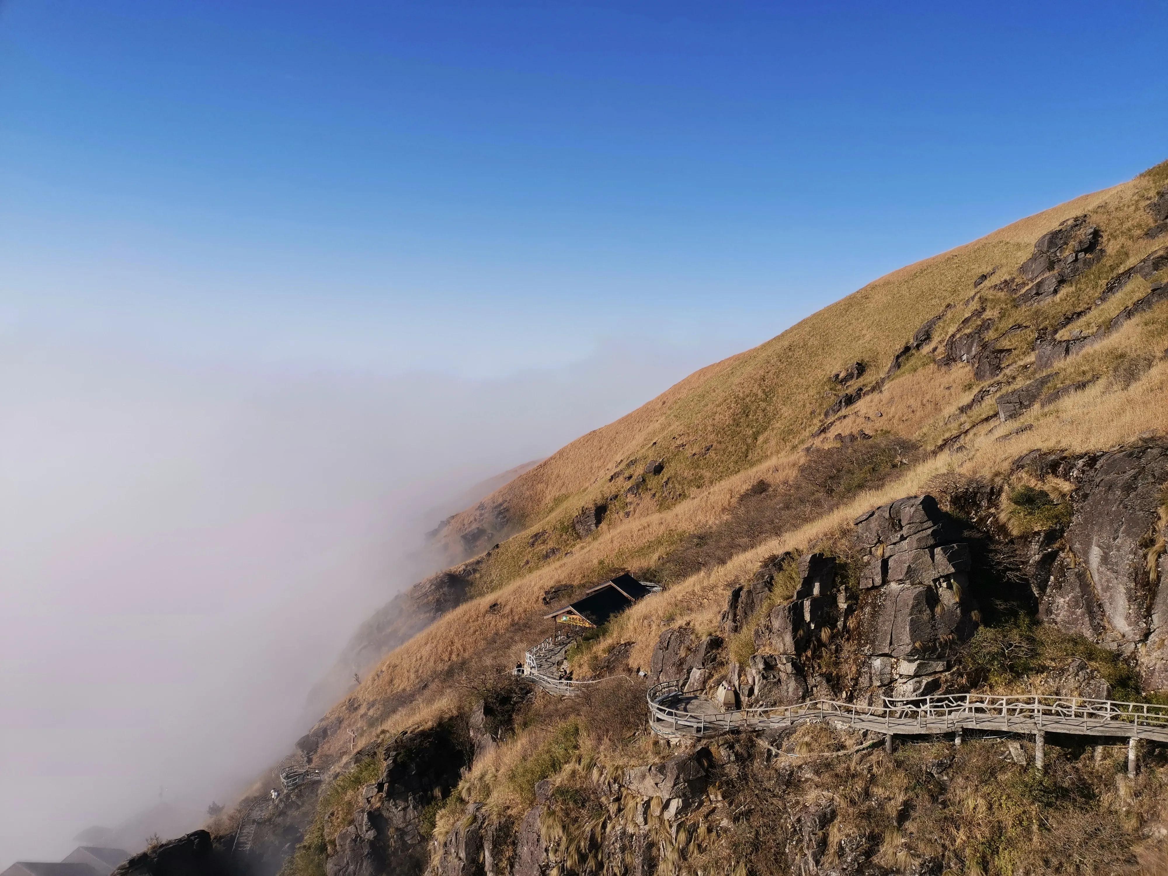 云端漫步武功山,武功山云端