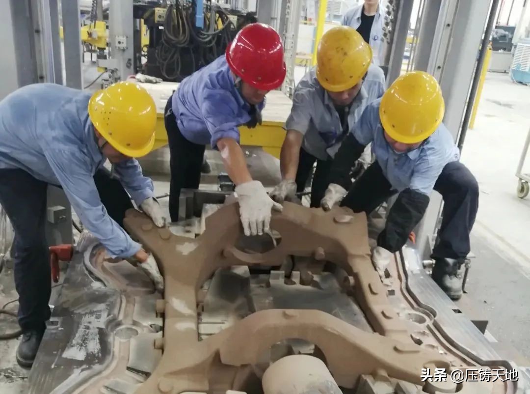 “十三”归一！湖北航特大型一体化铸造铝合金副车架试制成功