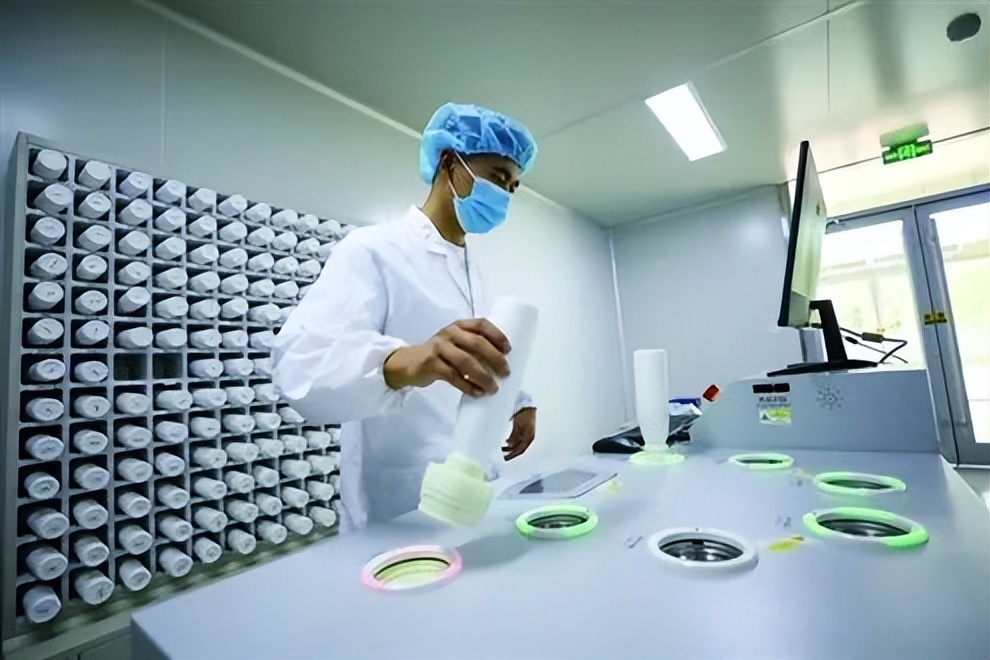 奋进者陕煤,奋进者酱香