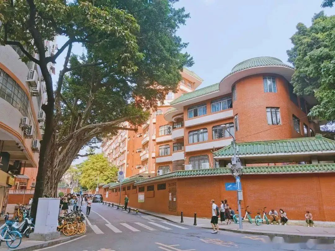 广州华商职业学院选什么专业,广州华商学院四级