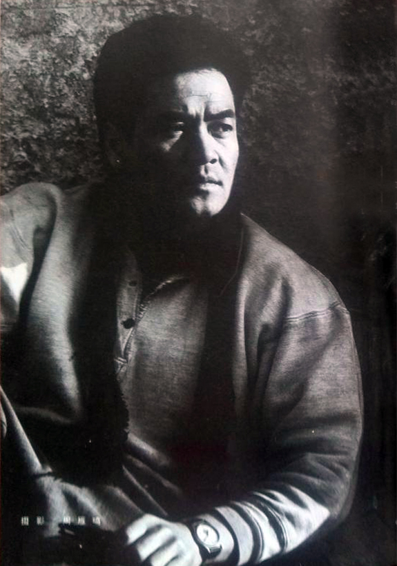 老戏骨们刚出道时多好看?唐国强英气逼人洪剑涛不演贾宝玉可惜了