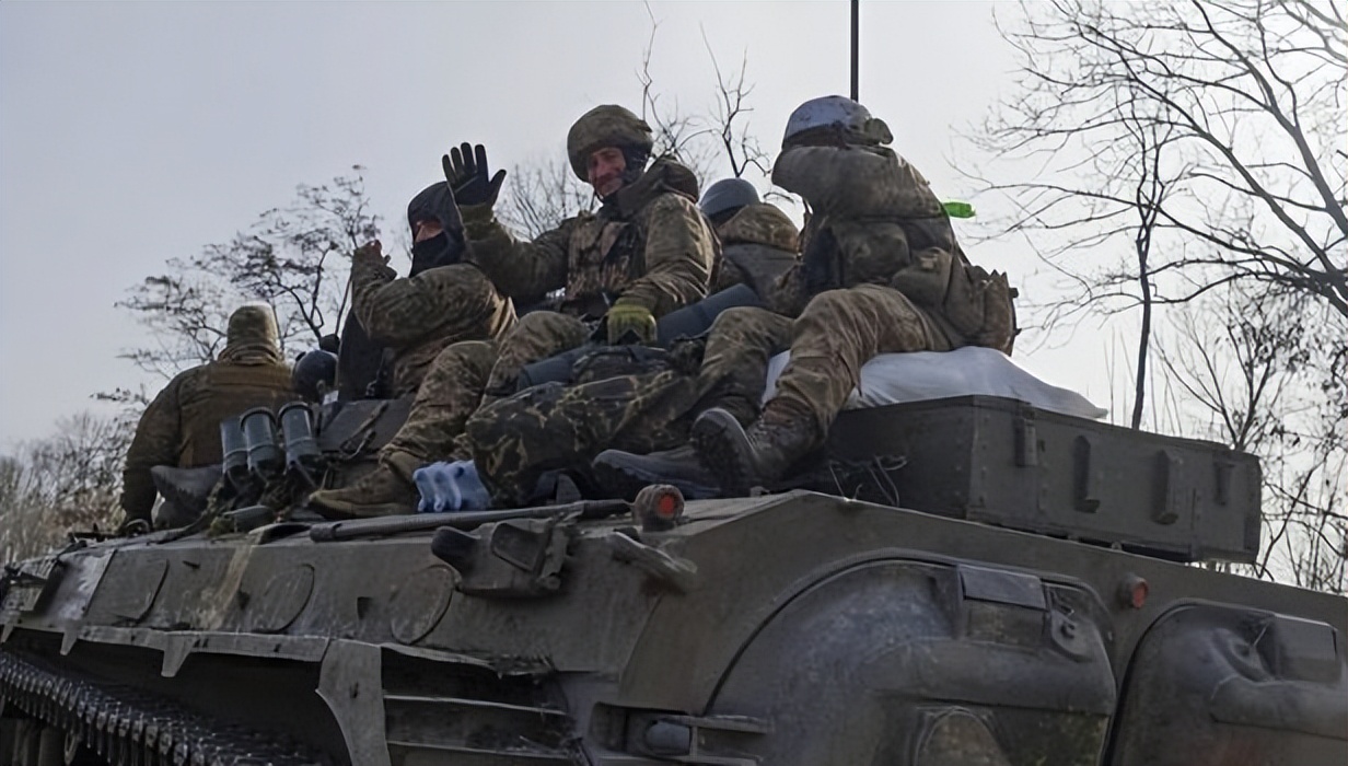 拿下巴赫穆特对俄军意味着什么,乌军坚守巴赫穆特还有反击机会吗