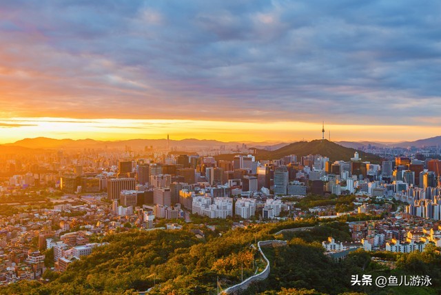 韩国中国人月薪平均多少,中国月薪多少算普通人