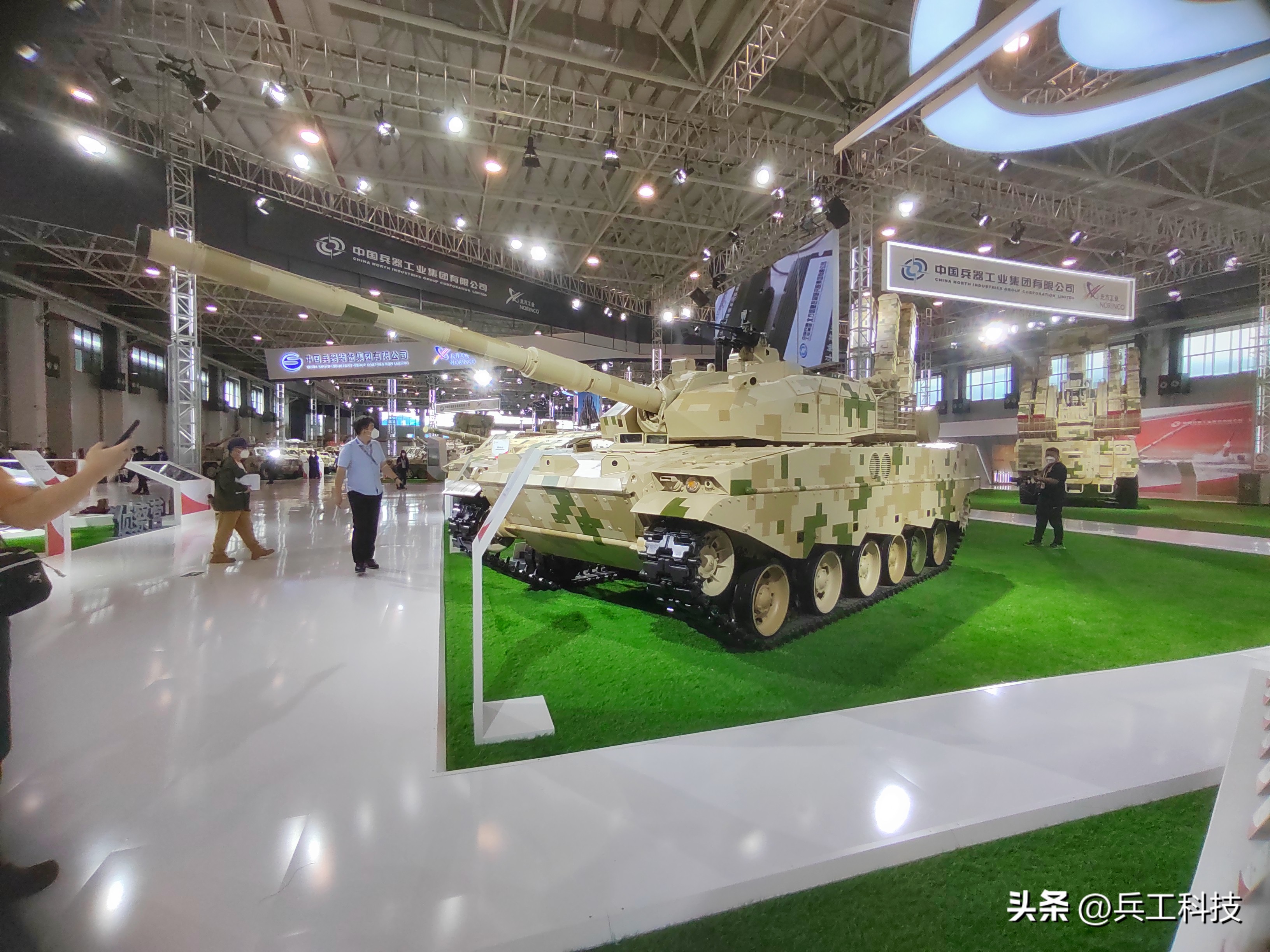 无人化驾驶，可携带无人机，VT5-U坦克到底有多厉害？