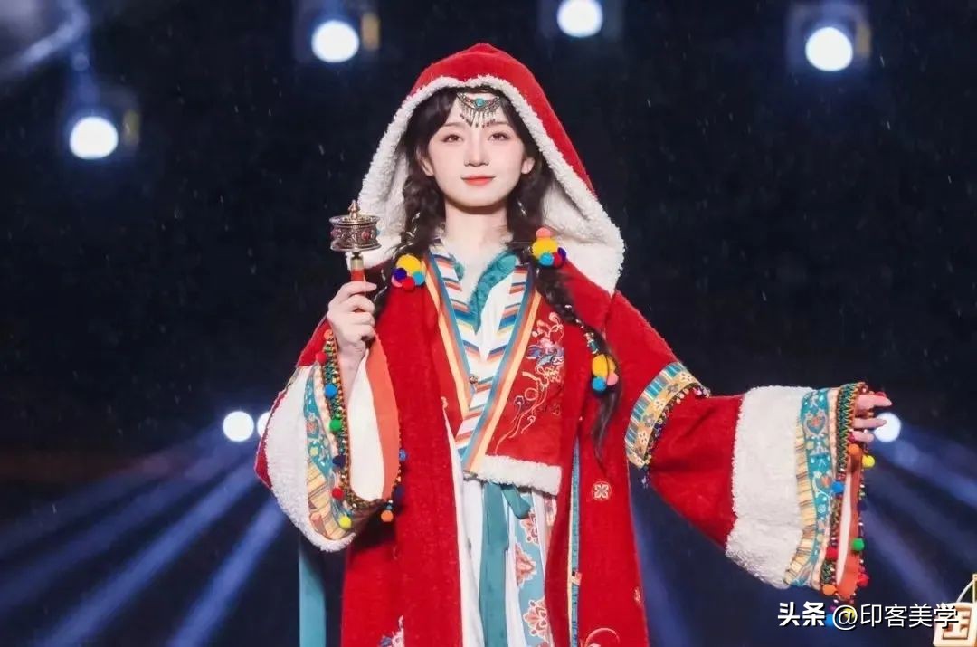 汉服变黑暗系,汉服爆改反差