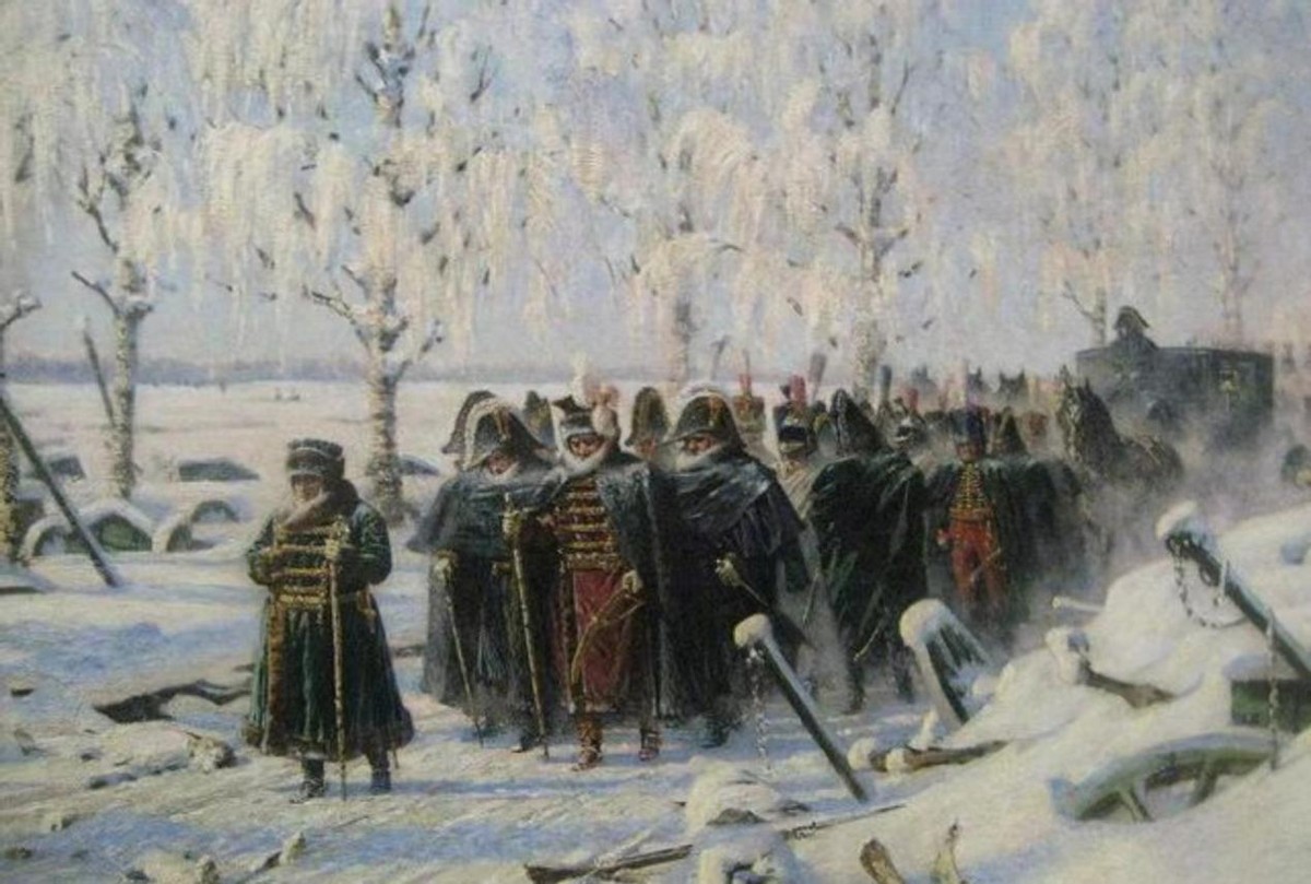 拿破仑对俄国引发战争，主要运用了什么战术？