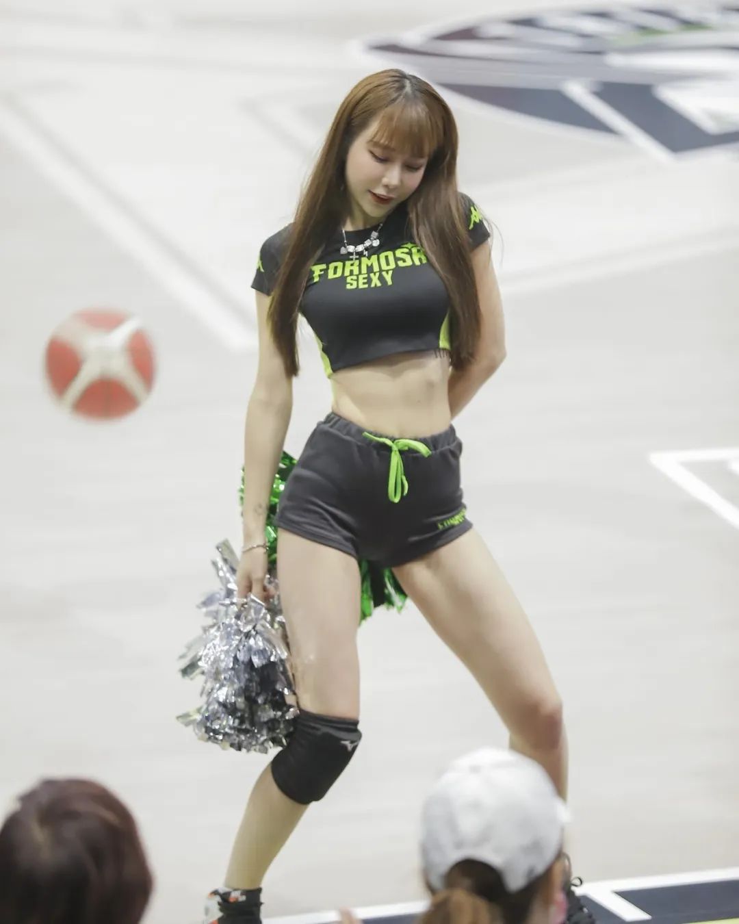 台湾拉拉队干扰林书豪罚球了吗,干扰罚球啦啦队