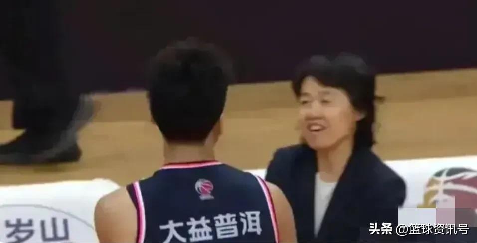 CBA午报:北京广东或将交易，周琦投奔联盟新锐，广东欲签超巨外援