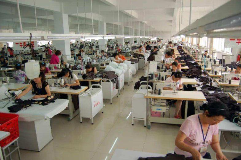 耐克跟阿迪还能在中国发展吗,阿迪耐克越南