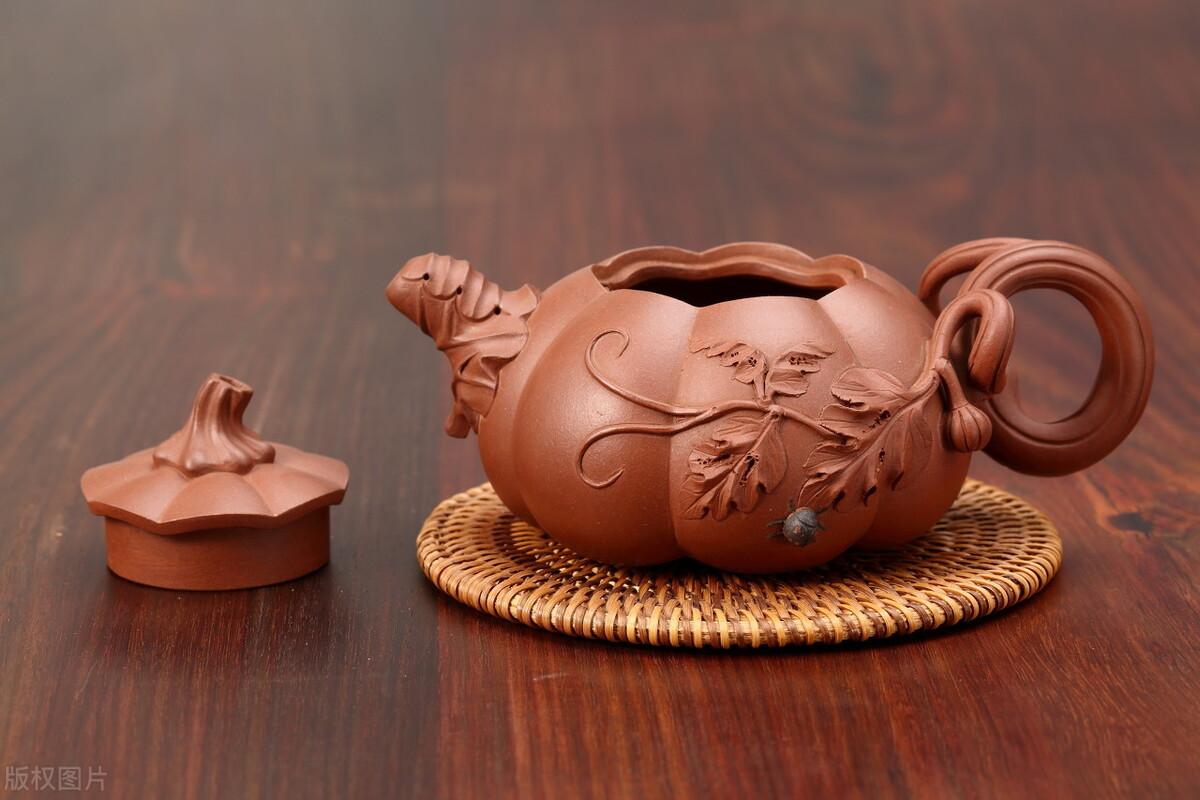 紫砂壶跨时代的艺术产物,紫砂壶的鉴赏与艺术价值所在