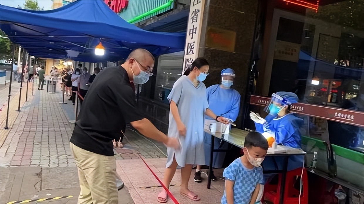 爱心力量抗击疫情,爱心助力抗击疫情一线