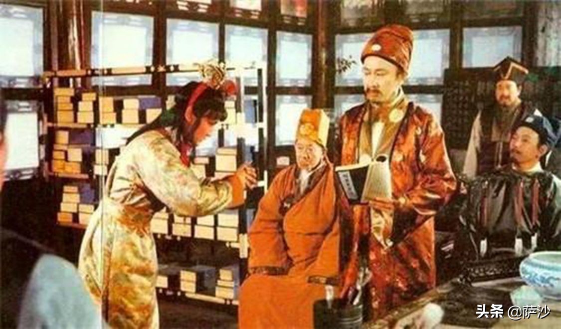 红楼梦贾宝玉最后的结局是怎么样,红楼梦四大家族最后都灭亡了吗