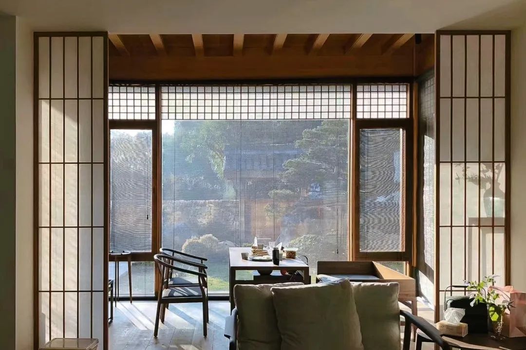 他用古法造400平方米房子,他用古法造400私宅