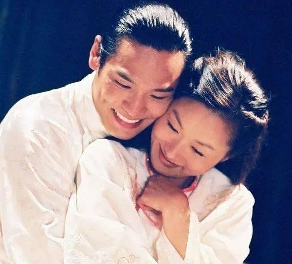 年年传她自杀，你们是多想她死啊？