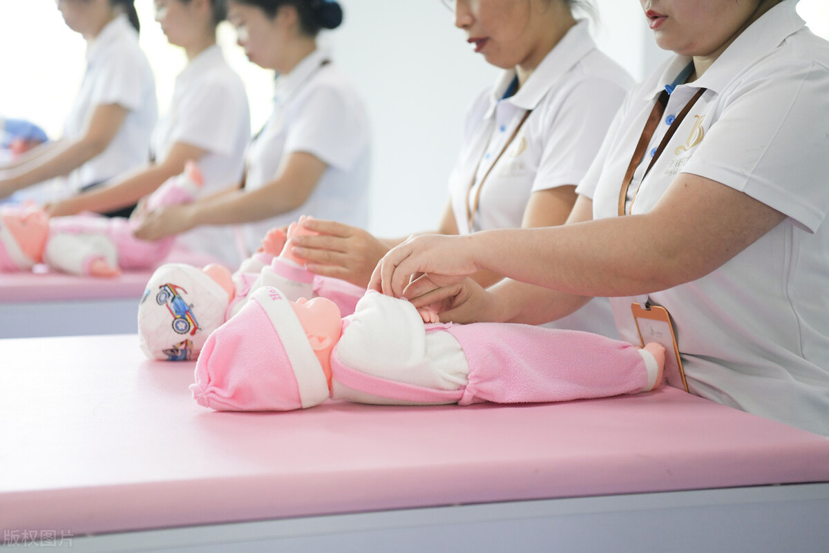 月嫂上户怎么和客户立界限,月嫂上户第一天必须做的十件事